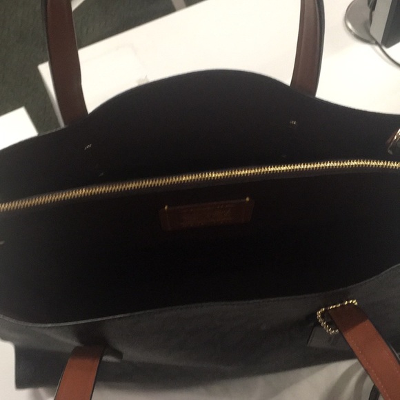 Coach Leather Carryall Signature Limited Edition - Picture 3 of 8